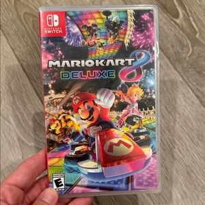 Nintendo Mario Kart 8 Deluxe - Red and Blue